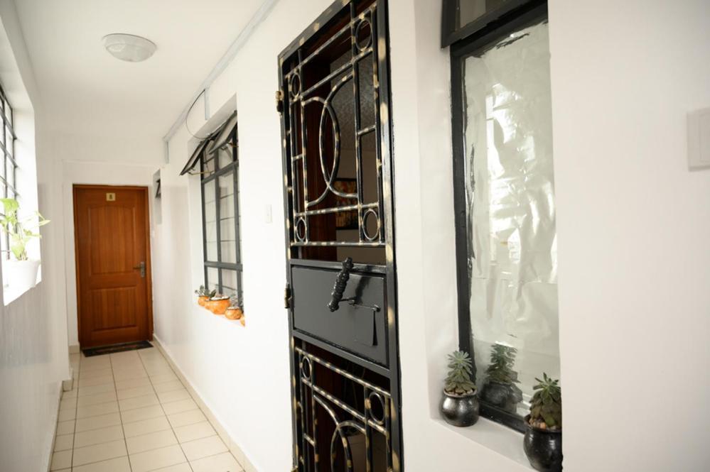 Furnished 1 Bedroom Apartment In Nairobi. 15 Mins To Cbd. Free Wi-Fi & Parking Exterior foto